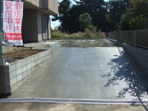 駐車場土間コンクリート工事