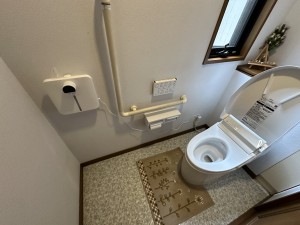 トイレのリフォーム＆アルコールディスペンサーの設置